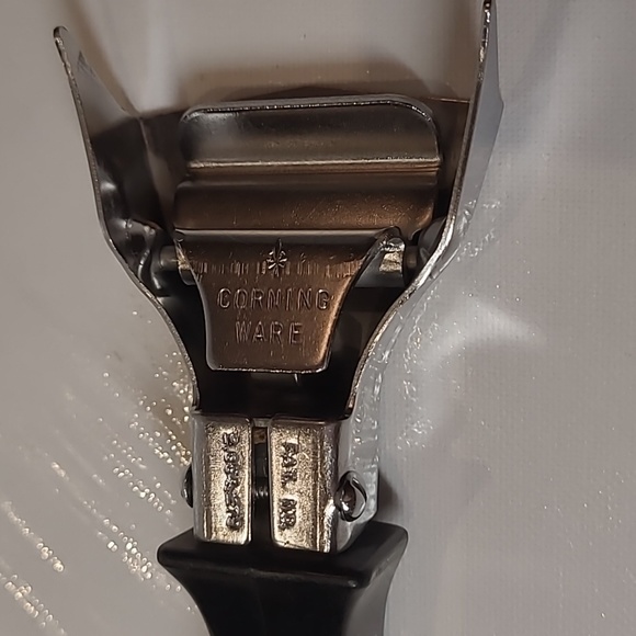 (#5)Vintage corningware  lock on the pot detachable holder pat no.2854.2… - Picture 3 of 6